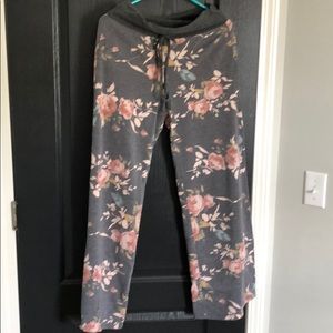 Women’s sweatpants